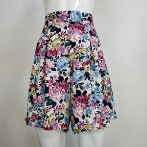 Vintage 90's Purple Floral Shorts